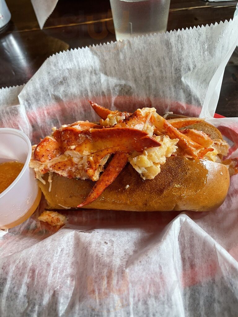 Lobstah On A Roll