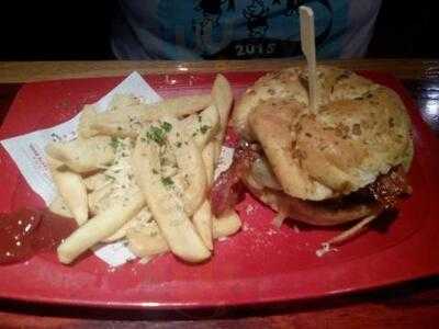 Red Robin