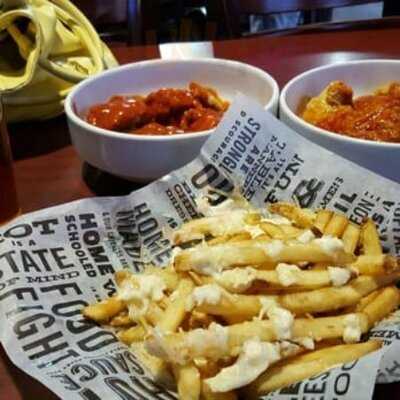 Buffalo Wings & Rings