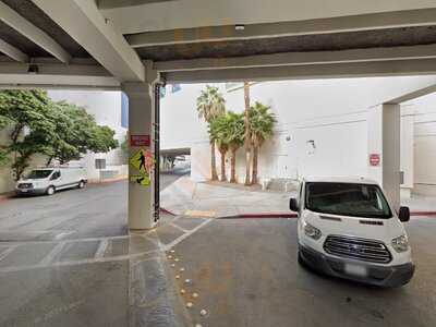 Toby Keith's I Love This Bar & Grill