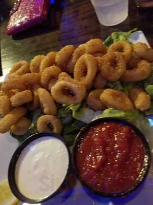 Vis A Vis Restaurant And Hookah Lounge