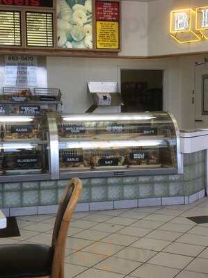 Block's Bagels, Bakery & Deli