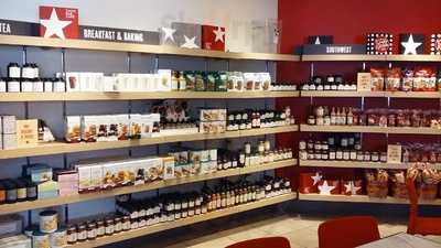 Macy’s Taste Bar Cafe