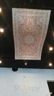 Aladdin's Grill & Deli