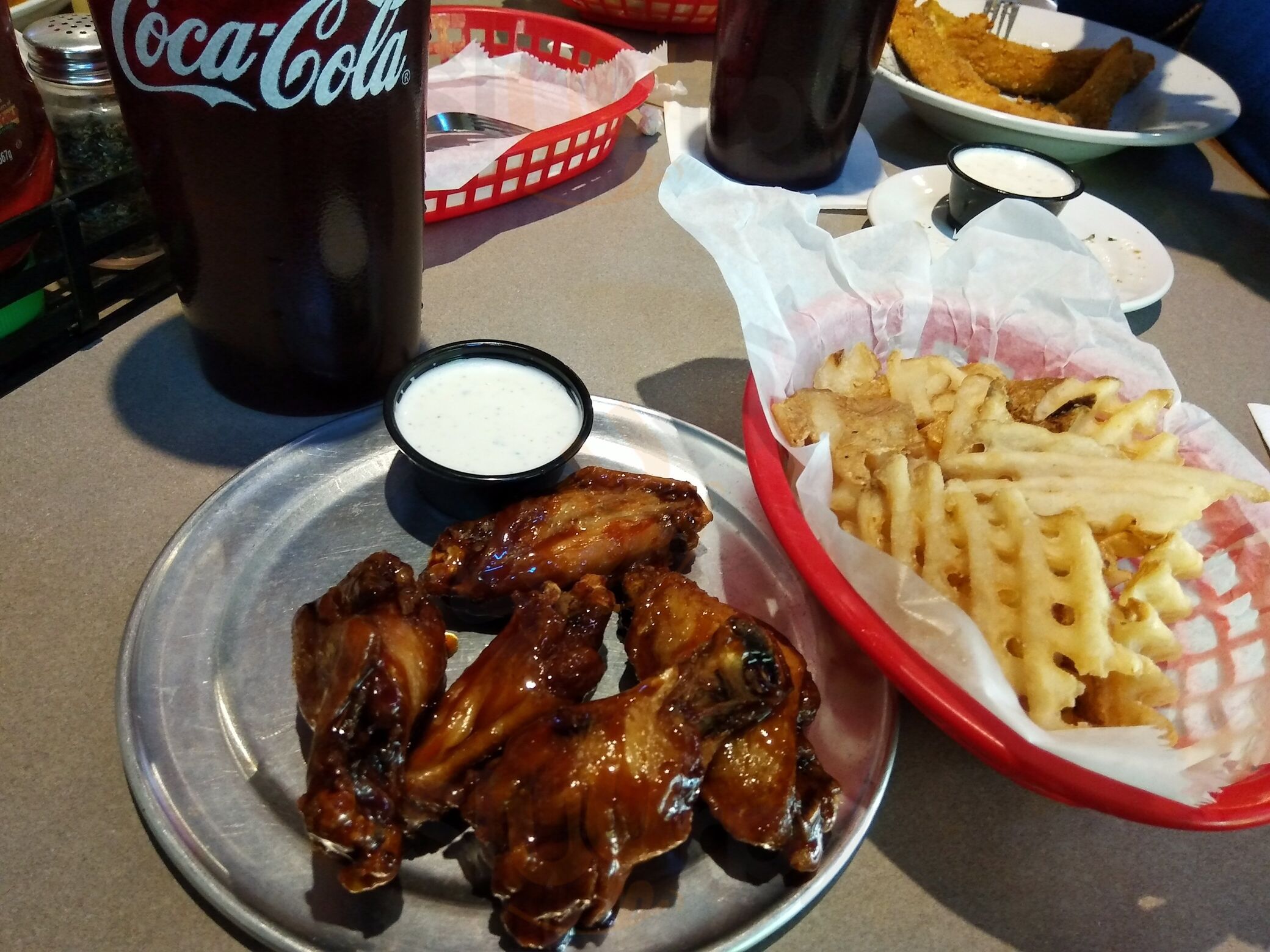 Pluckers Wing Bar