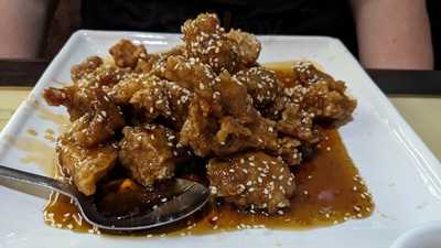 Heaven Dragon Chinese Restaurant