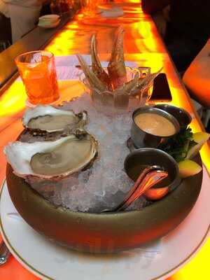 Leo’s Oyster Bar