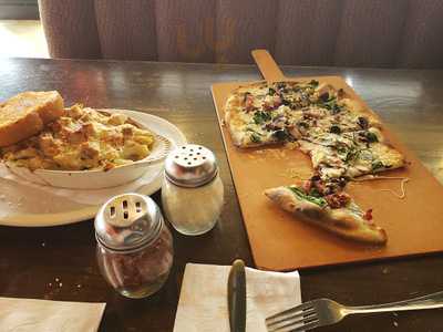 Naples Flatbread Kitchen & Bar