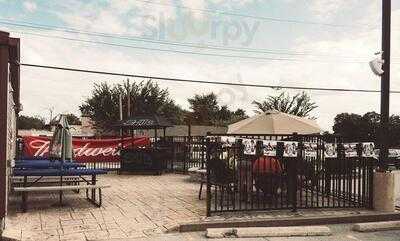 Suwallers Bar And Grill