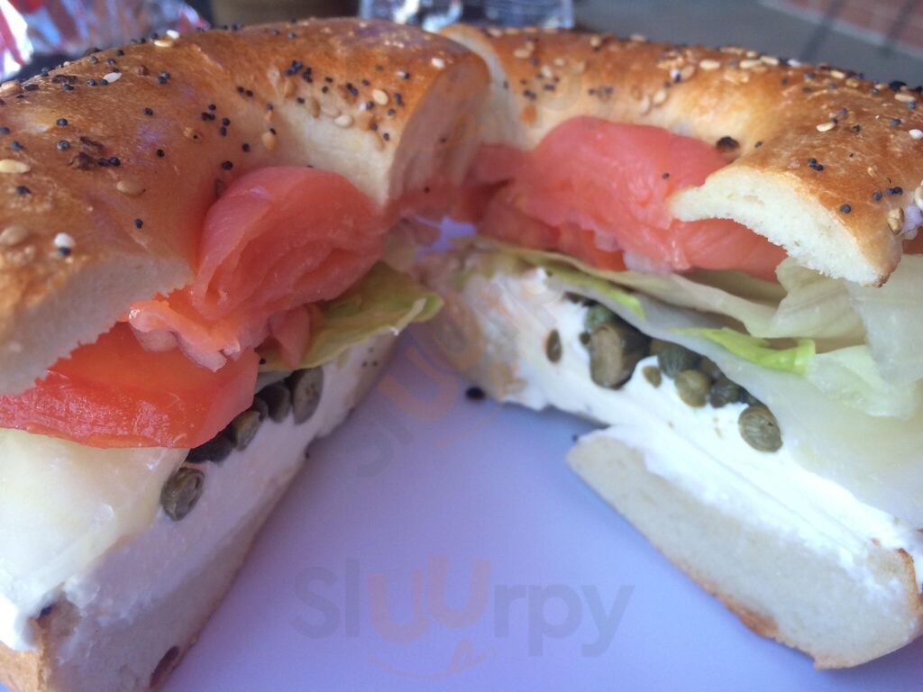 Towson Hot Bagel