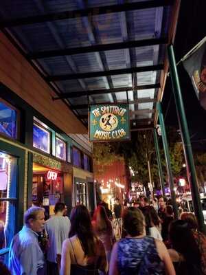 Spotted Cat Food & Spirits