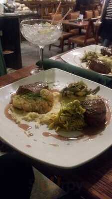 Spotted Cat Food & Spirits