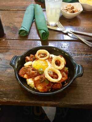 Spotted Cat Food & Spirits