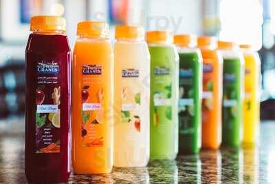 Two Cranes Bistro & Brew