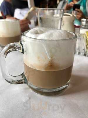 Cafe Touche French Bistro & Wine Bar