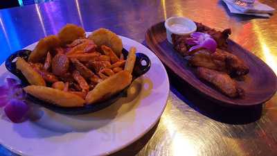 Rulay Lounge Bar & Restaurant