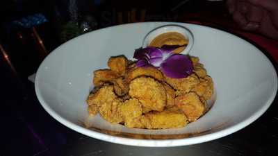 Rulay Lounge Bar & Restaurant