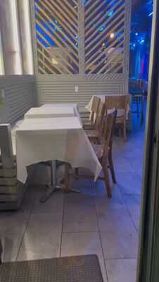 Rulay Lounge Bar & Restaurant