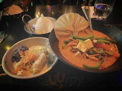 At Nine Restaurant & Bar