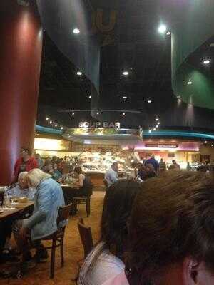 Buffet 66 Fresh Market