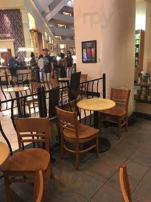 Starbucks - Excalibur