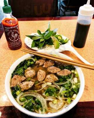 Khanh's Vietnamese Restaurant