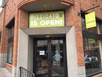 Pizzicato Gourmet Pizza