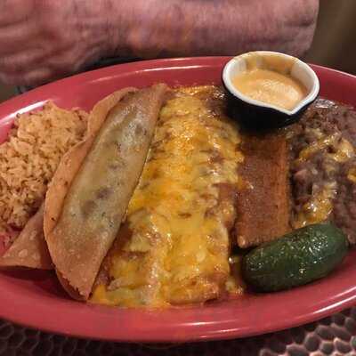 Vaqueros Cafe And Cantina