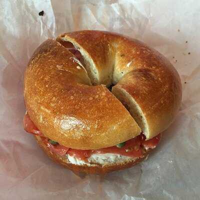 Wholy Bagel