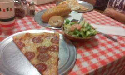 Carmine's Pizzeria