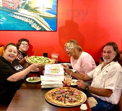 Uncle Maddio's Pizza Joint