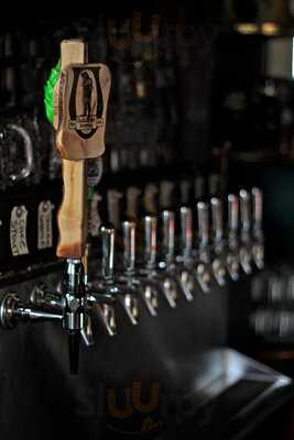 Outlander Brewery & Pub