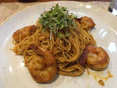 La Terraza Cafe & Bar