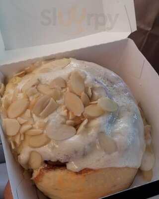 Cinnaholic