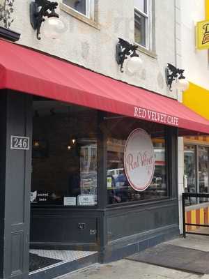Red Velvet Cafe