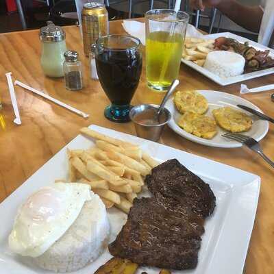 Festejo Peruvian Grill