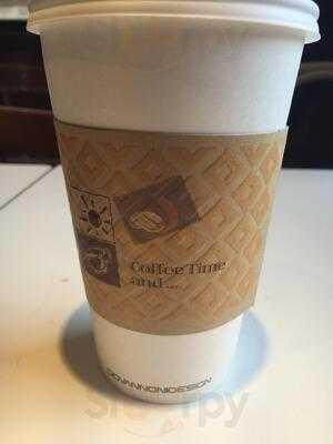 Paris Baguette Court Street