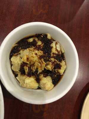 Yau's Chinese Bistro