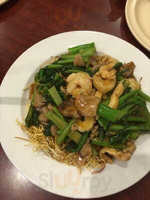 Yau's Chinese Bistro