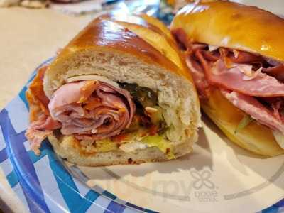 Dibellas Old Fashioned Subs