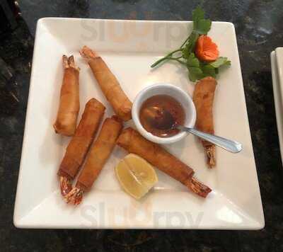 Tropical Restaurant And Bar