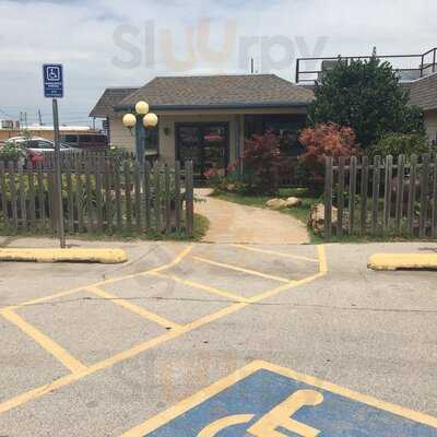 Tropical Restaurant And Bar