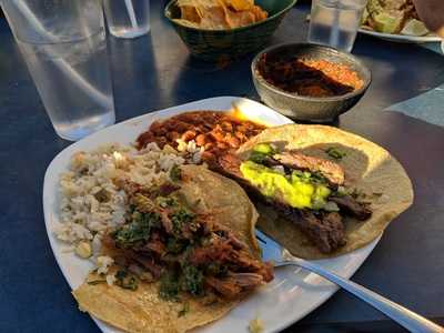 Los Locos Bar & Grill