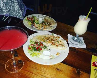 Roy's Restaurant & Bar