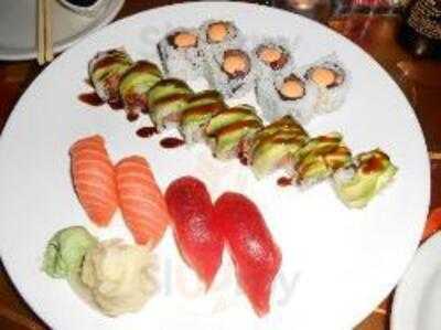 Fuji Steakhouse And Sushi