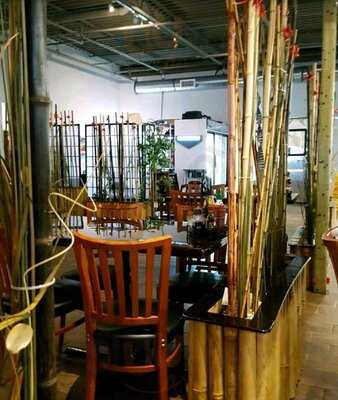 Pho Nhi Vietnamese Noodle House