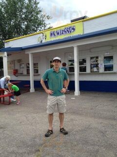 Mr Wizard's Frozen Custard