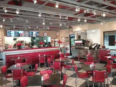 Freddy's Frozen Custard & Steakburgers