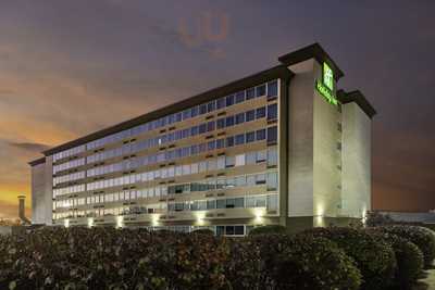 Winner's Circle Restaurant