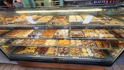 El Brazo Fuerte Bakery